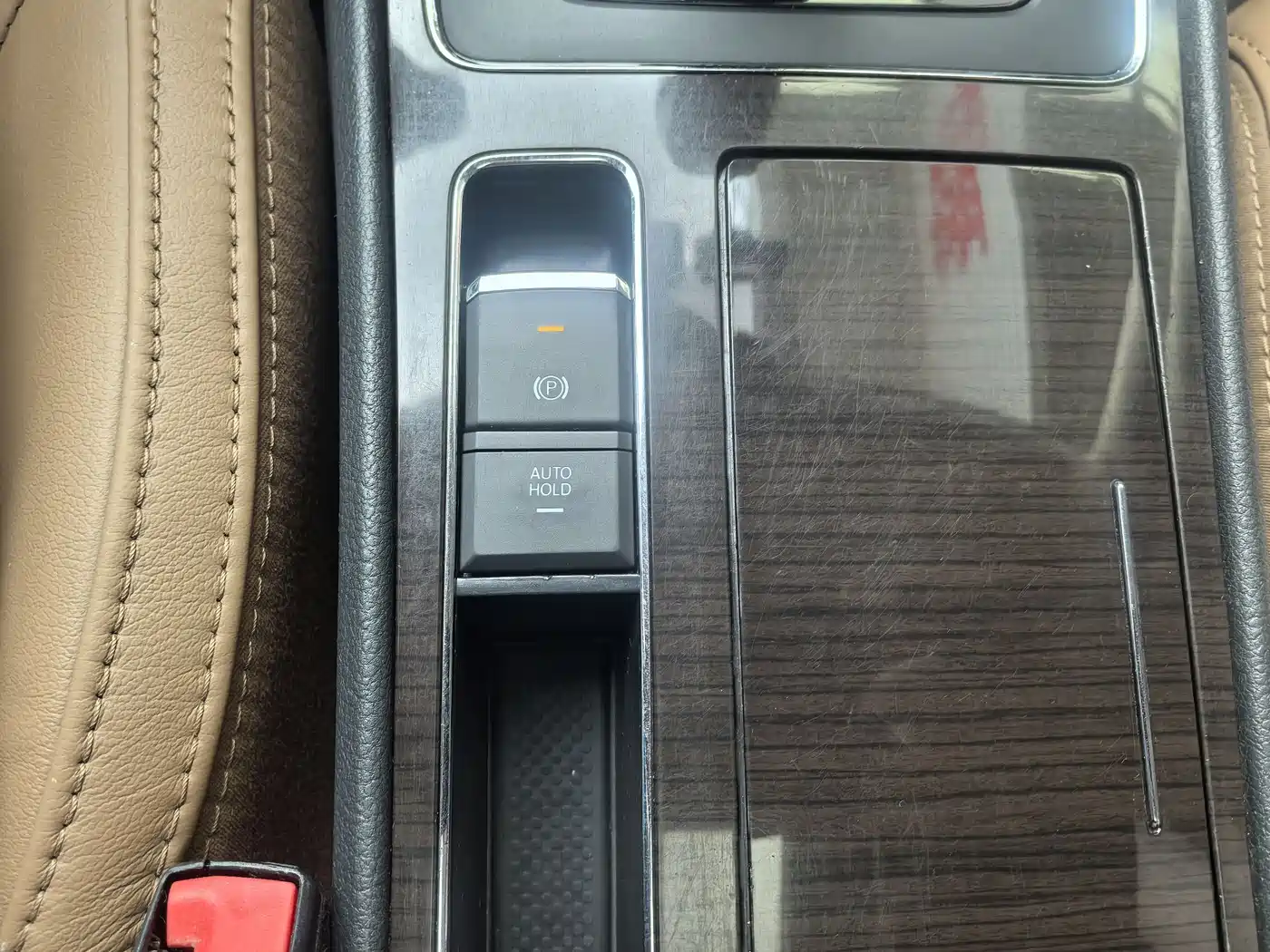 Volkswagen Passat 2014 2.0TSI DSG Executive Navigation Edition фото 19