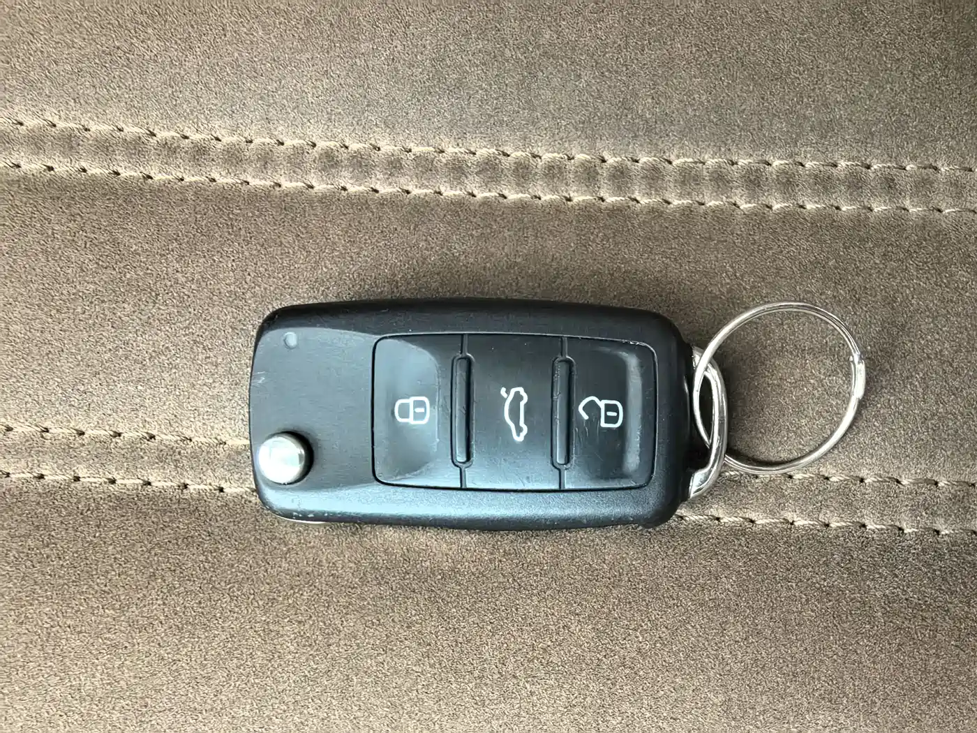 Volkswagen Passat 2014 2.0TSI DSG Executive Navigation Edition фото 24