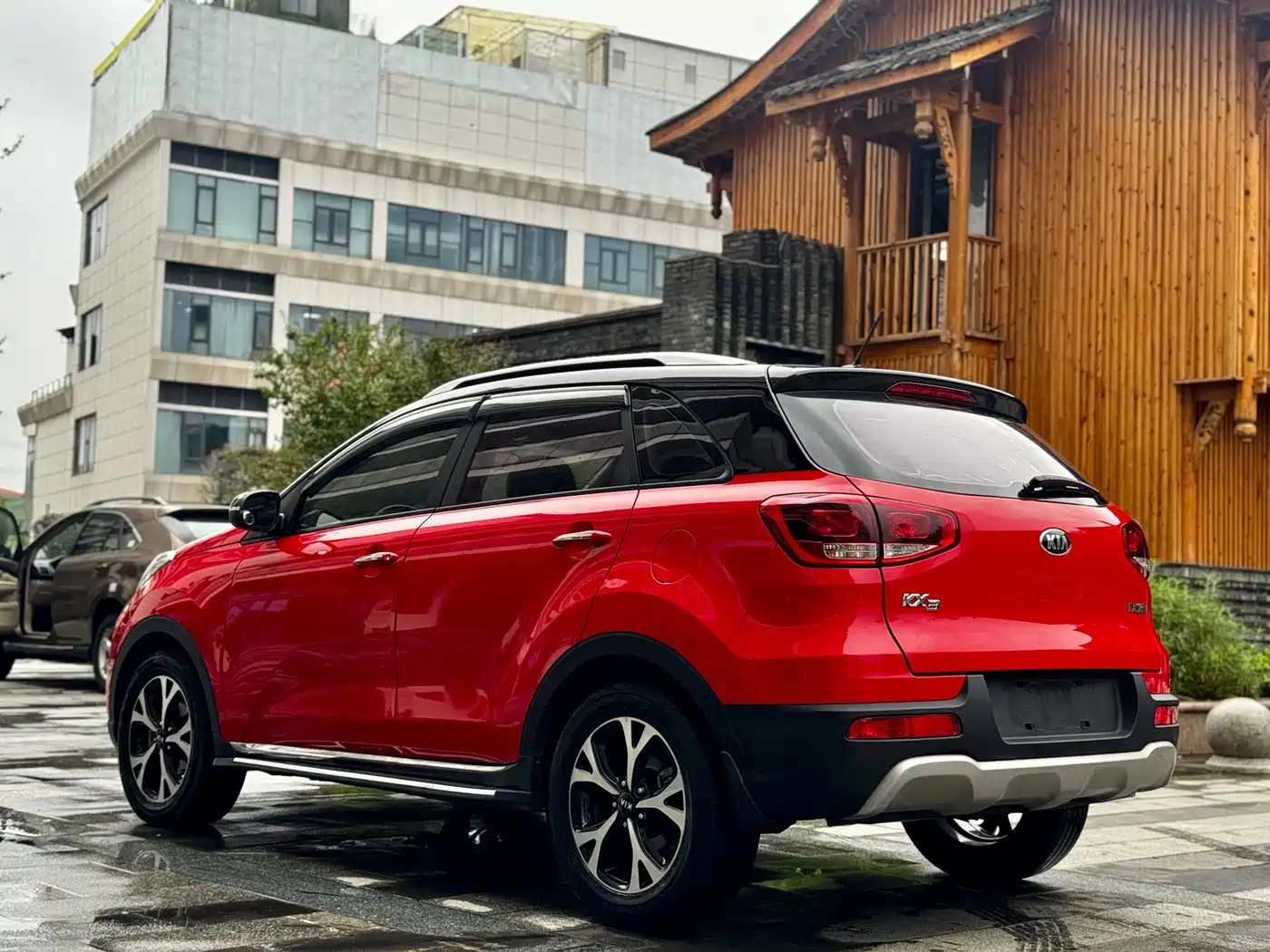 Kia KX3 2017 2017 1.6L Automatic Proud Elegance Edition