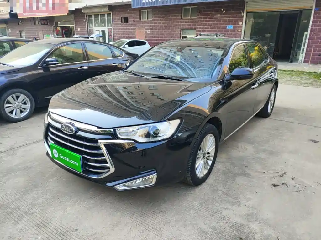 JAC JAC Refine A60 2019 2017 1.5TGDI Automatic Luxury Business Model