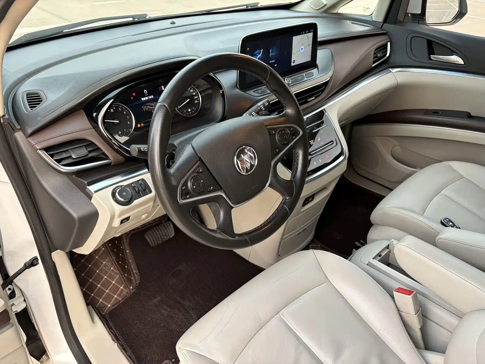 Фото 7 - Buick GL8