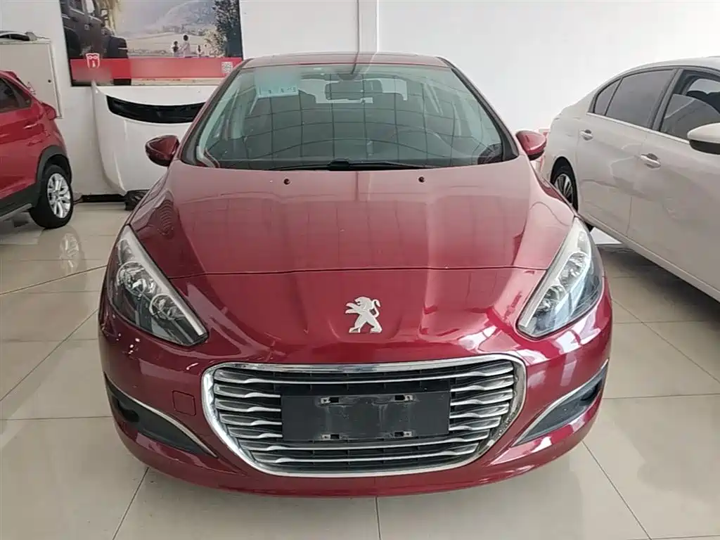 Peugeot 308 2014 Model Joy Edition Classic 1.6L Automatic Trend Style фото 3