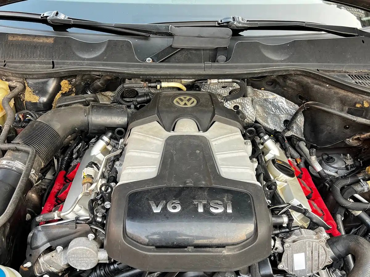 Volkswagen Touareg 2011 3.0TSI Premium фото 32