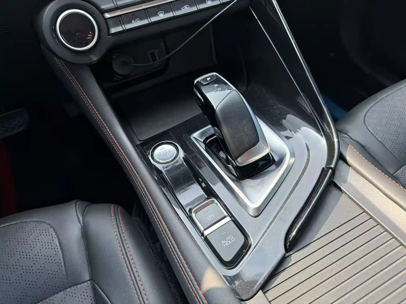DONGFENG AX7
