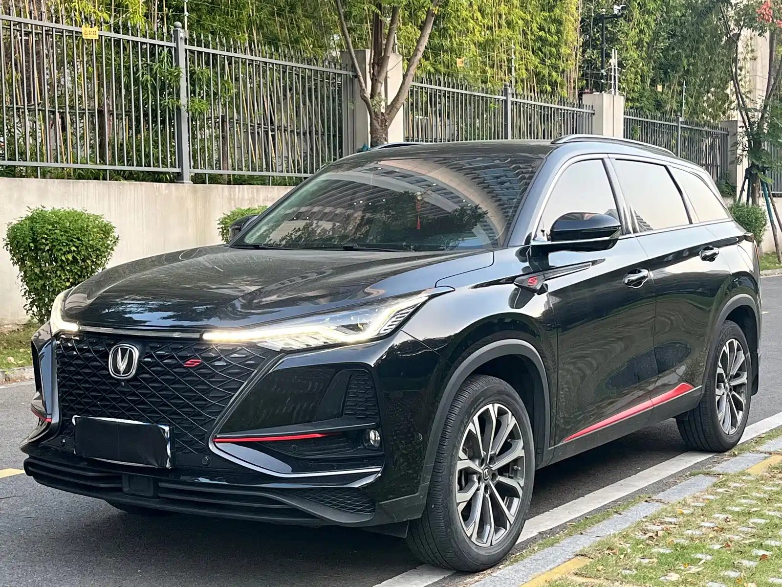 Фото 1 - Changan CS75 PLUS