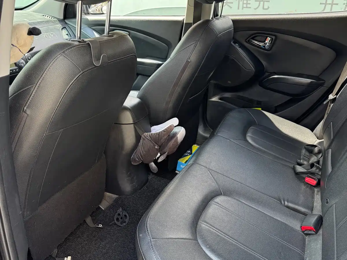 Hyundai Beijing Hyundai ix35 2013 2.0L Auto 2WD Smart GLS China IV фото 4