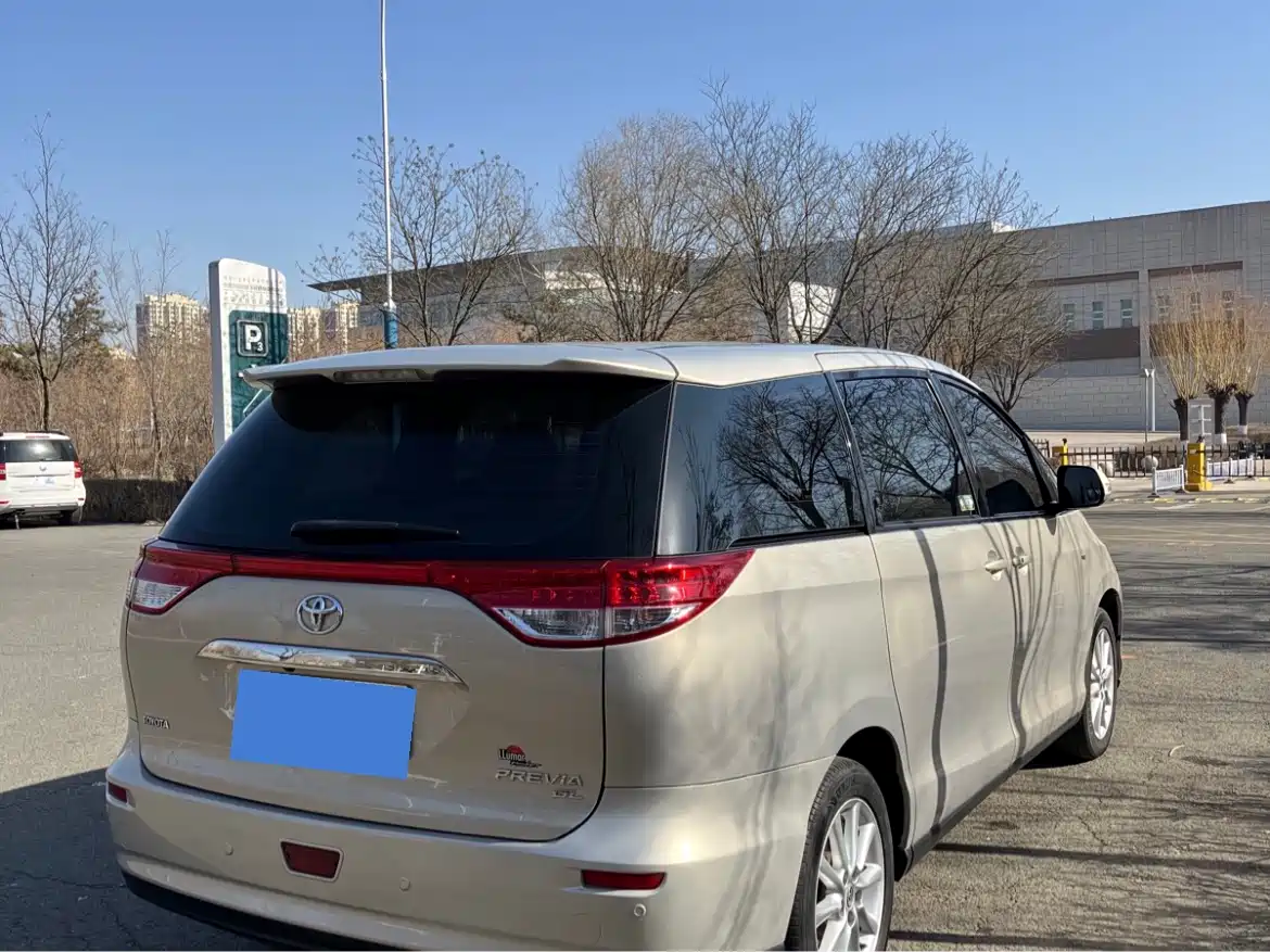 Toyota Previa 2012 2.4L 7-Seater Luxury Edition фото 3