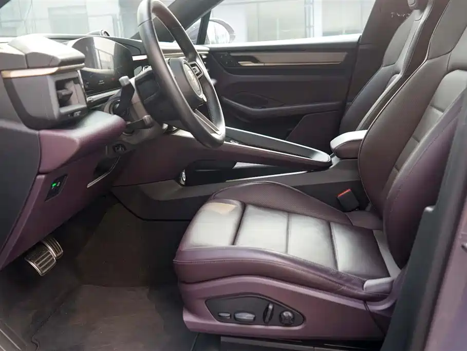 PORSCHE MACAN NEW ENERGY