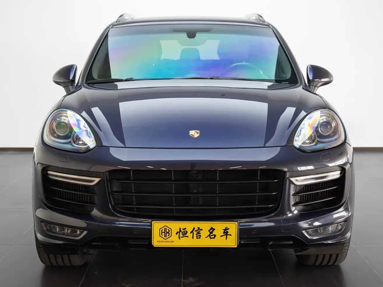Porsche Cayenne 2016 Cayenne GTS 3.6T фото 2