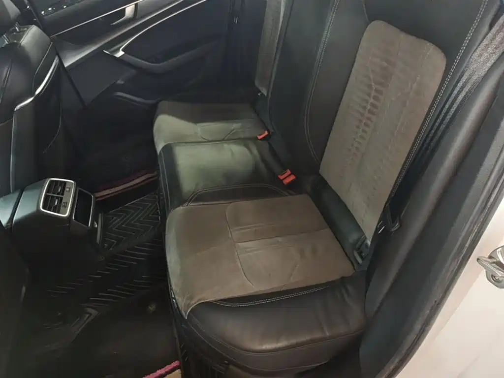Audi A6L 2019 45 TFSI quattro Premium Dynamic фото 24