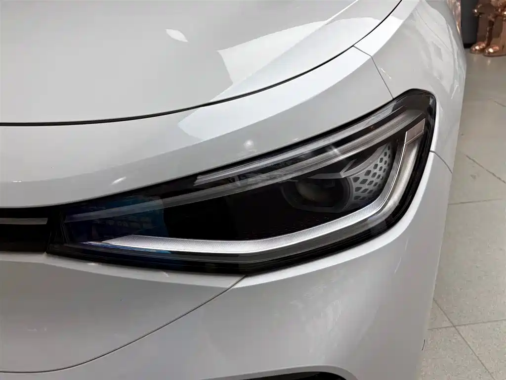 صورة 7 - Volkswagen ID.4 CROZZ