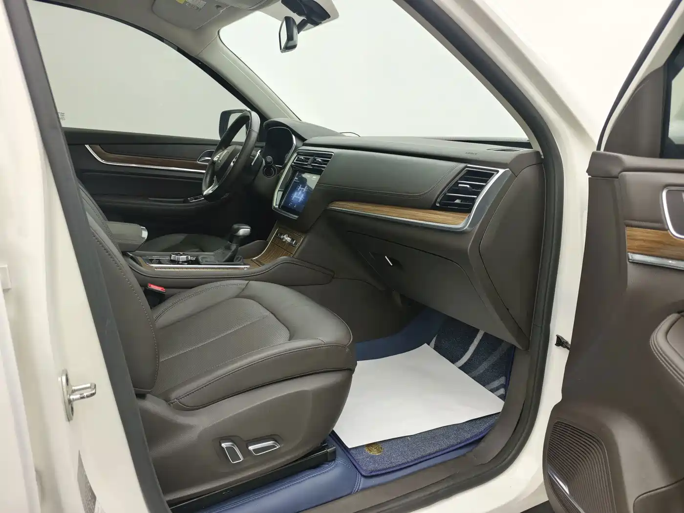 Roewe RX8 2020 2019 30T Intelligent Internet AWD Flagship Edition