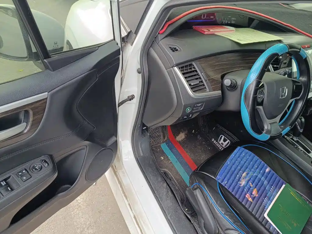 Photo 17 - Honda Jade