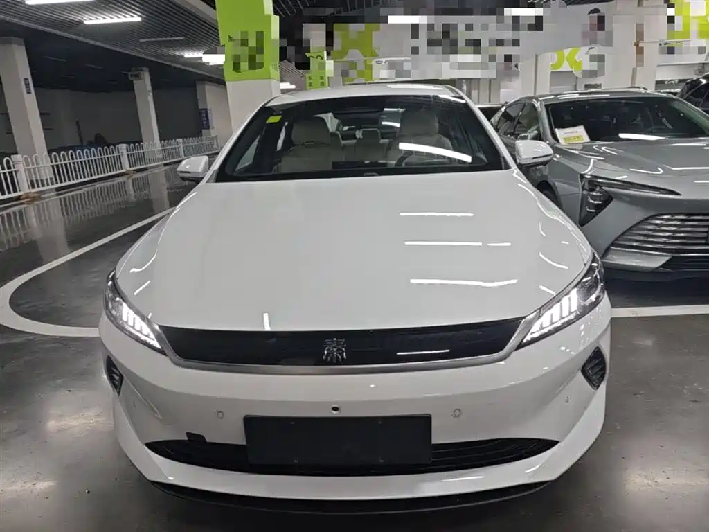 BYD Qin PLUS 2025 EV Smart Drive Edition 510KM Leading Type фото 3