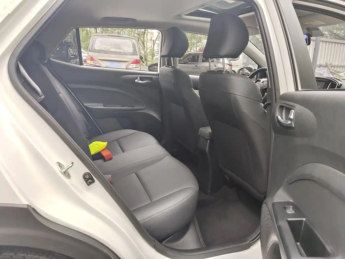 Kia KX1 2021 1.4L CVT Sunroof Version фото 16