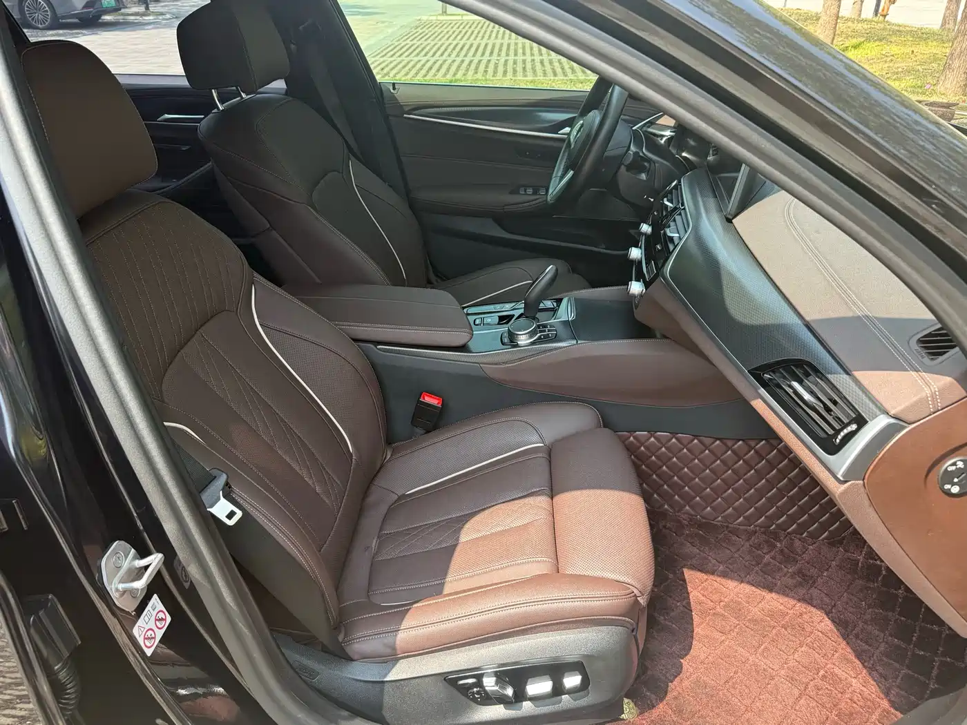 BMW 5 Series New Energy 2022 Facelift 535Le Pioneer M Sport Package фото 21