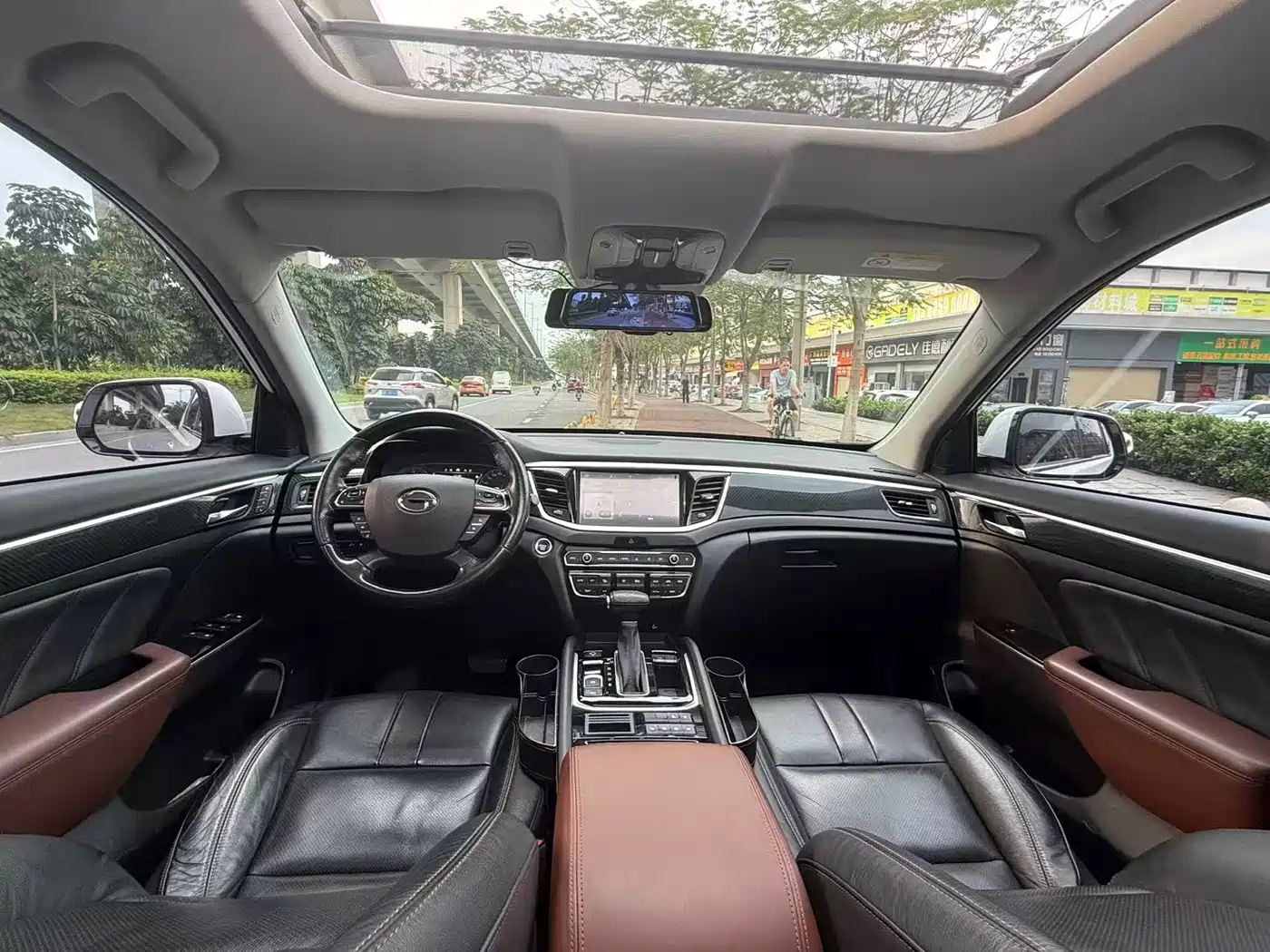 GAC Trumpchi Trumpchi GS7 2017 320T 2WD Luxury Smart Connect фото 12