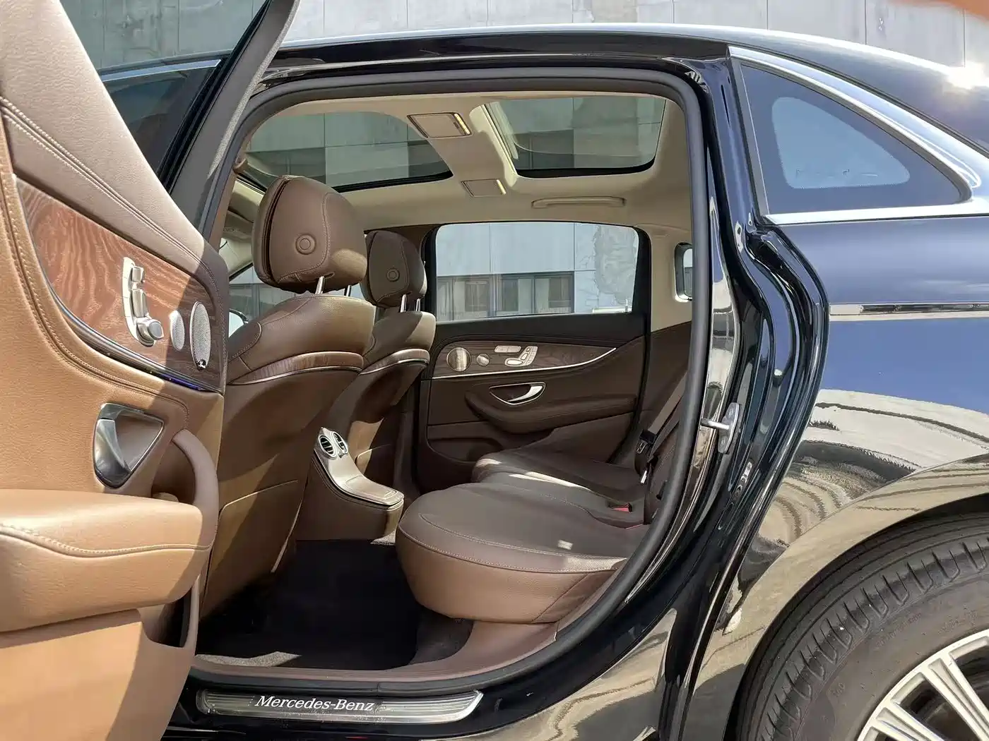 MERCEDES-BENZ E CLASS