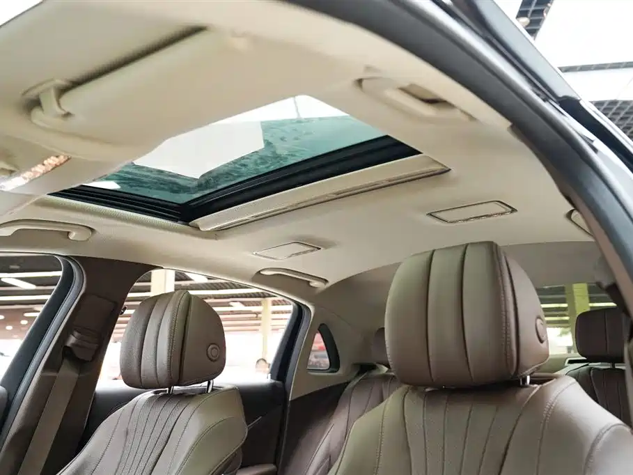 Mercedes-Benz E-Class 2016 E 200 L фото 15