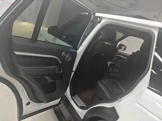 Land Rover Range Rover 2017 3.0 SC V6 Vogue — фото 3