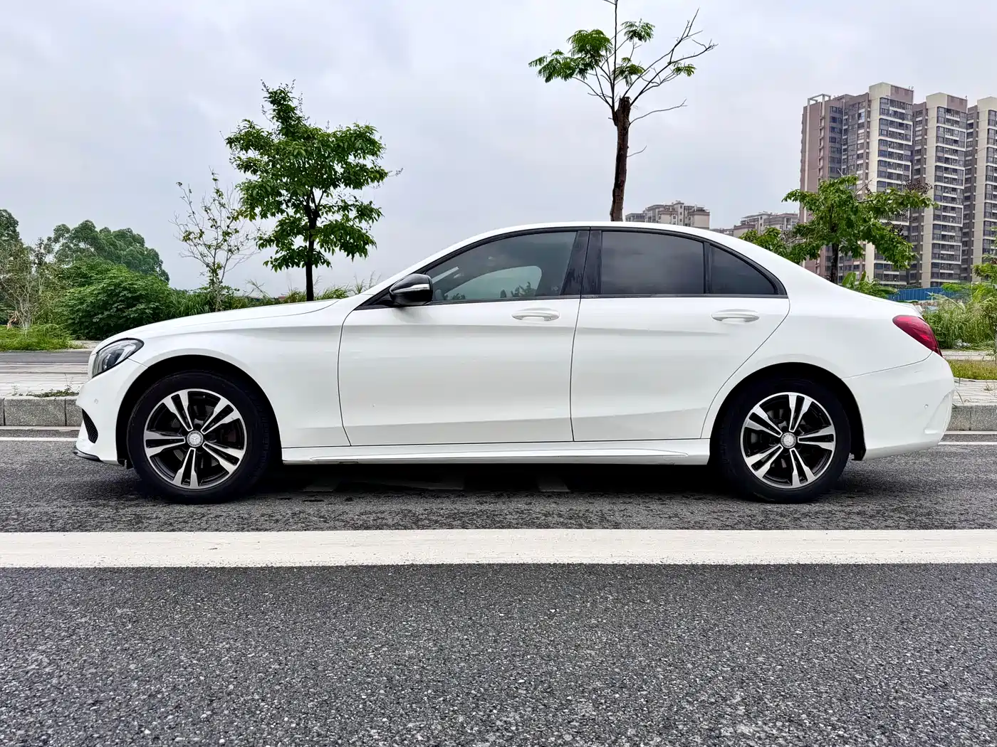 Mercedes-Benz C-Class 2015 C 200 Sport Edition фото 13