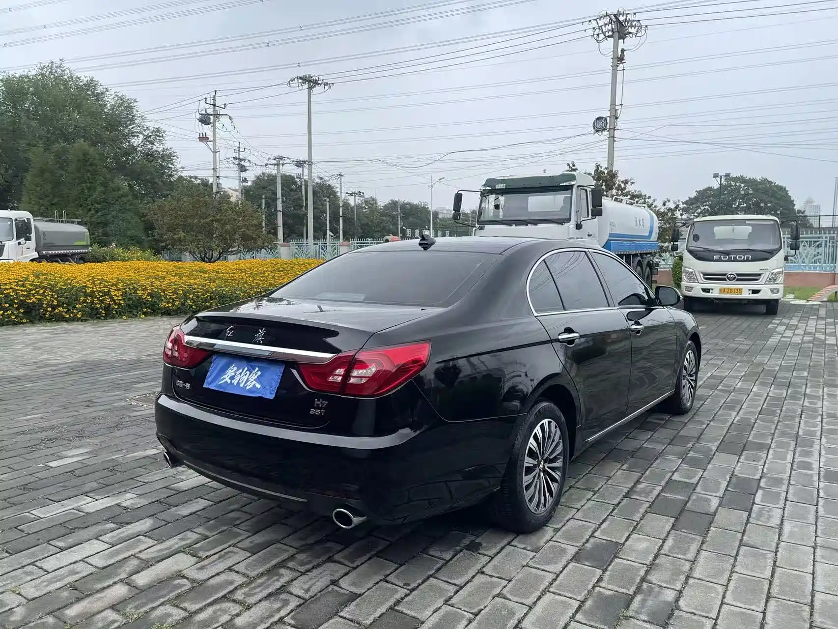 صورة 8 - Hongqi H7