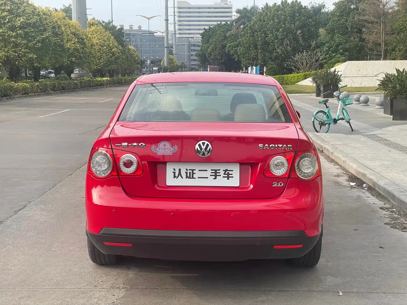 Volkswagen Sagitar 2009 1.6L Automatic Fashion фото 17