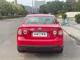 صورة 17 - Volkswagen Sagitar
