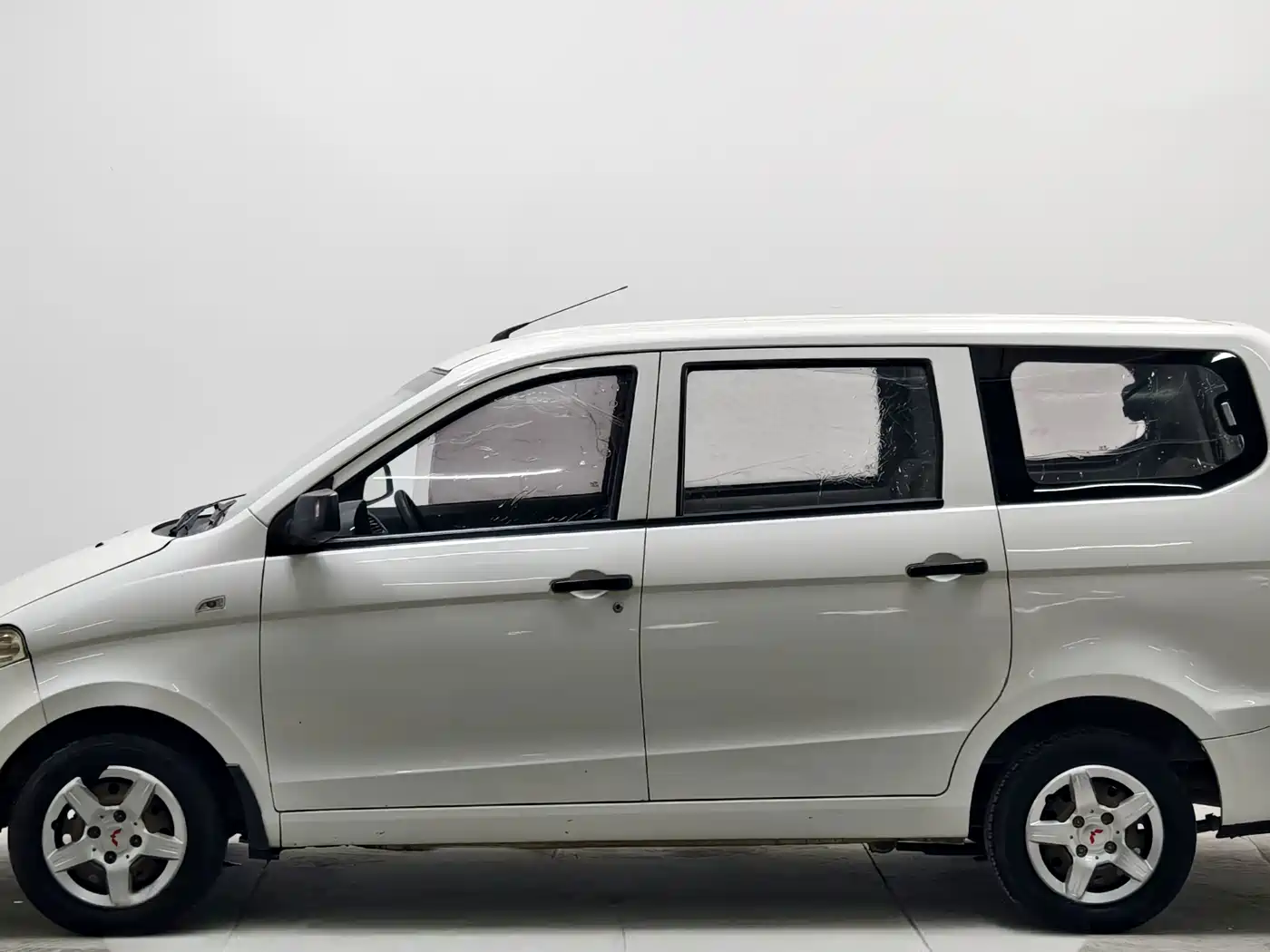 Photo 7 - Wuling Motors Wuling Hongguang