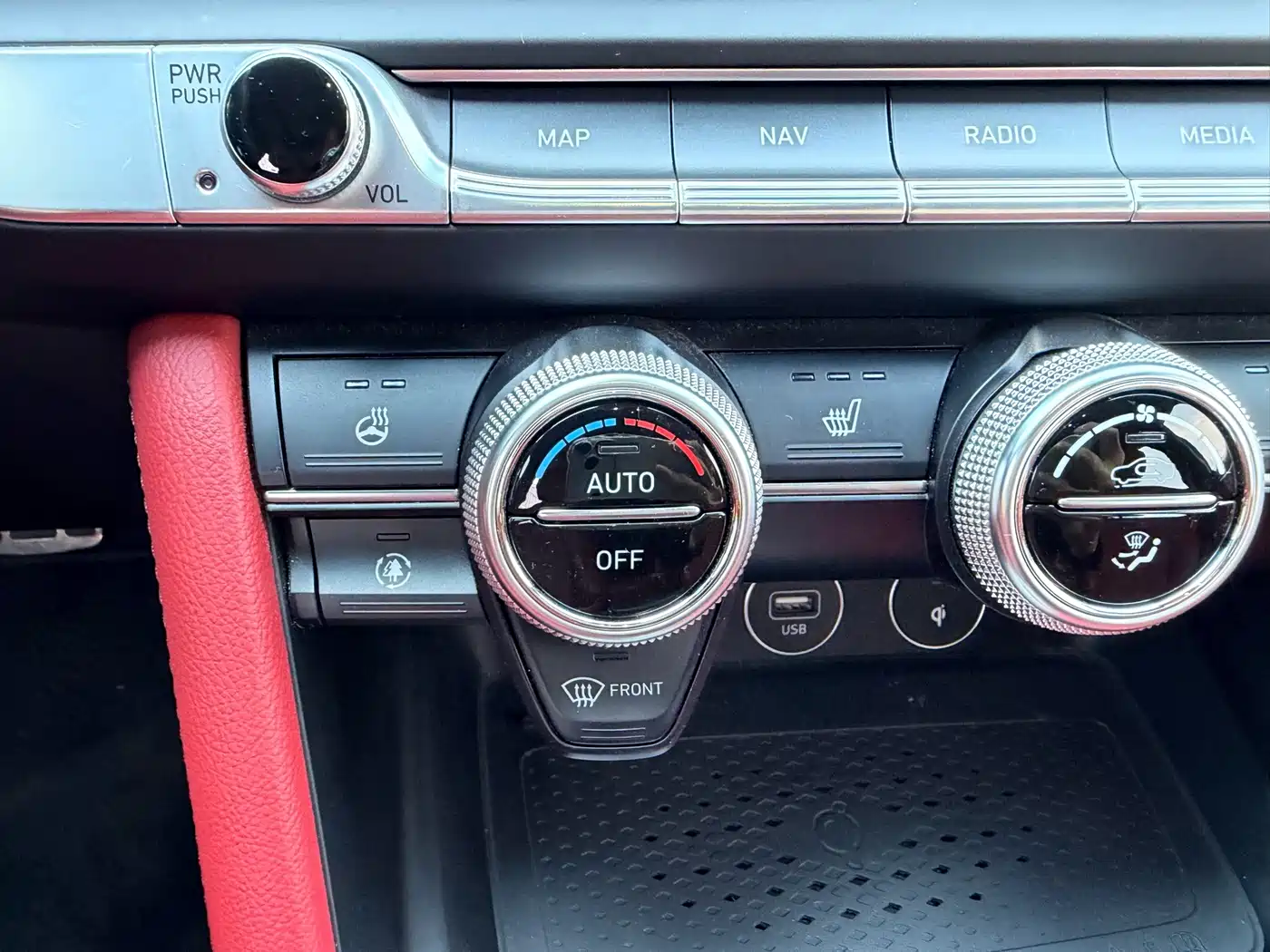 Genesis G70 2022 2023 Model 2.0T RWD Luxury Edition