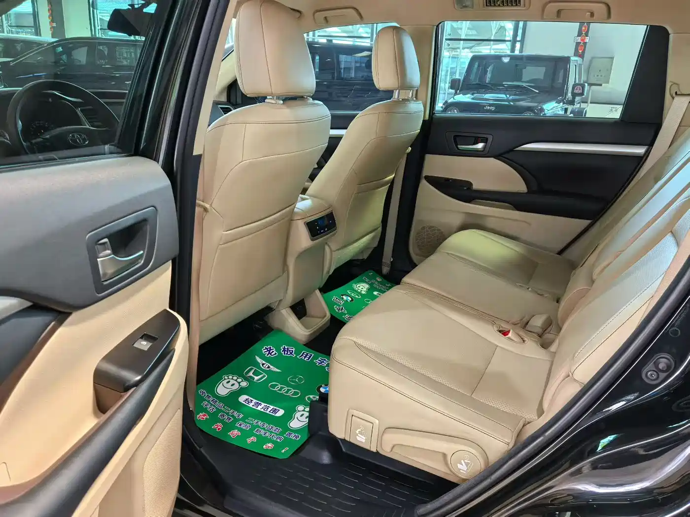 Toyota Highlander 2018 2.0T 4WD Elite 7-seater (China V) фото 5