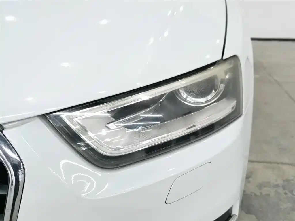 Audi Q3 2015 35 TFSI quattro Technology фото 7