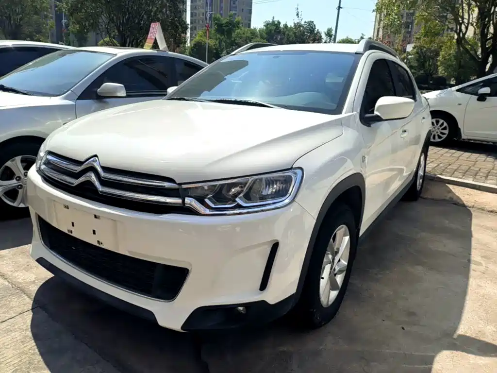 Фото 2 - Citroën C3-XR