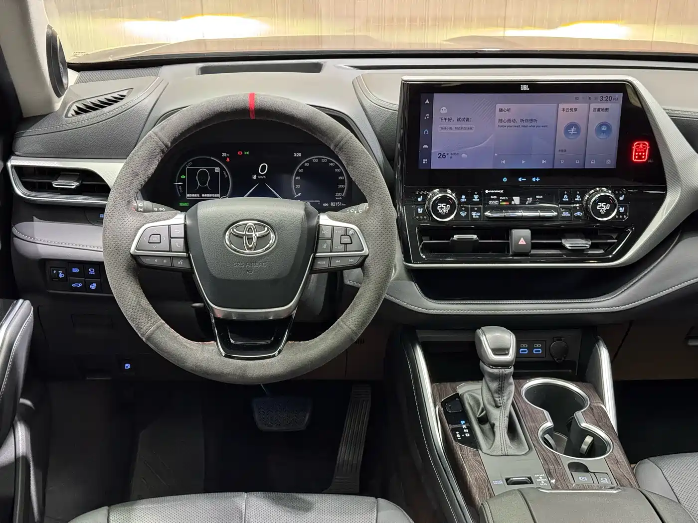 Toyota Highlander 2022 Dual Engine 2.5L 4WD Supreme Edition 7-Seater фото 20
