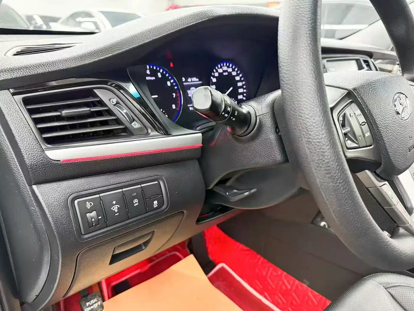 HYUNDAI NAME PICTURE