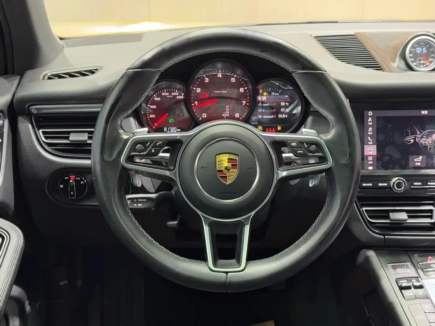 Porsche Macan 2021 Macan 2.0T фото 22