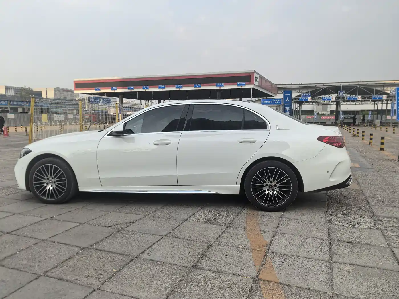 Mercedes-Benz C-Class 2022 Facelift C 260 L Sport фото 3