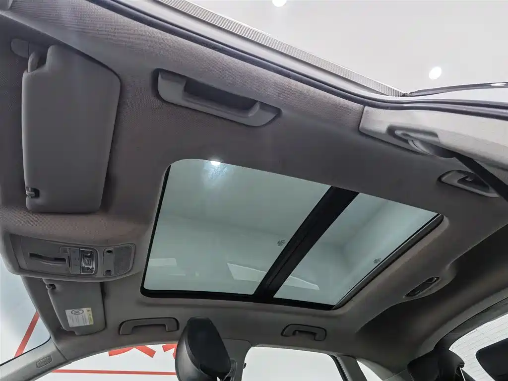Audi Q3 2015 35 TFSI quattro Technology фото 14