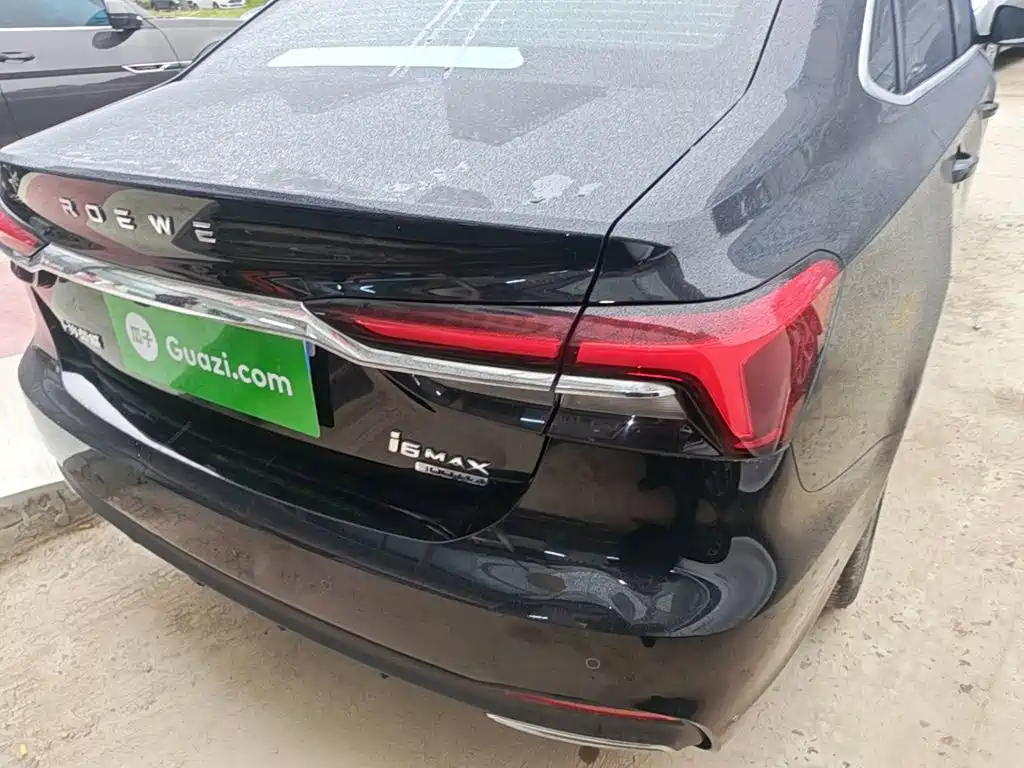 Фото 8 - Roewe i6 MAX