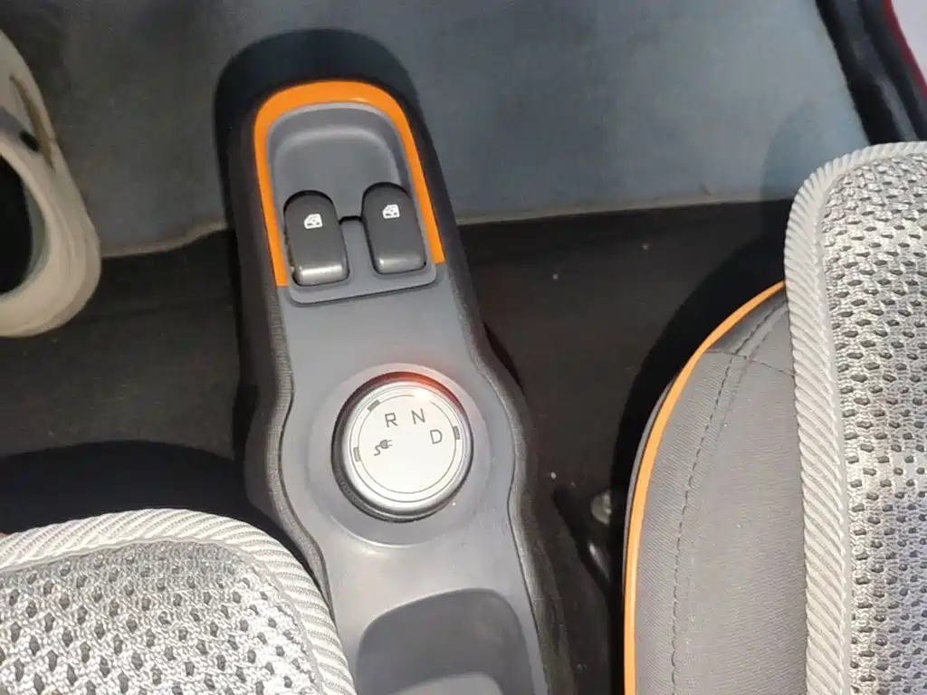 Baojun E100 2020 2019 250KM Smart Edition
