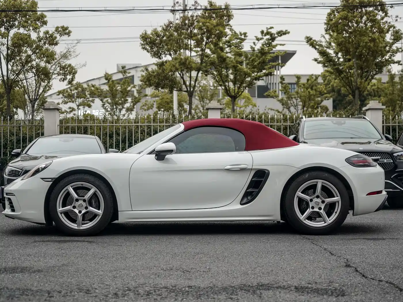 Porsche 718 2023 Boxster Style Edition 2.0T фото 2