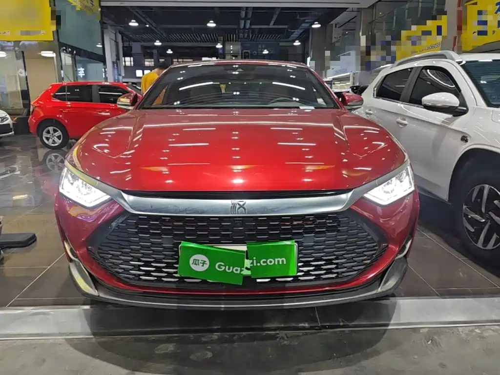 Фото 3 - BYD Han