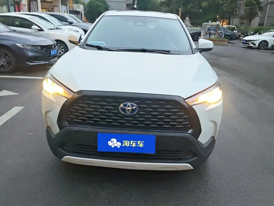Toyota Corolla Cross 2023 Hybrid 2.0L Elite Edition фото 2