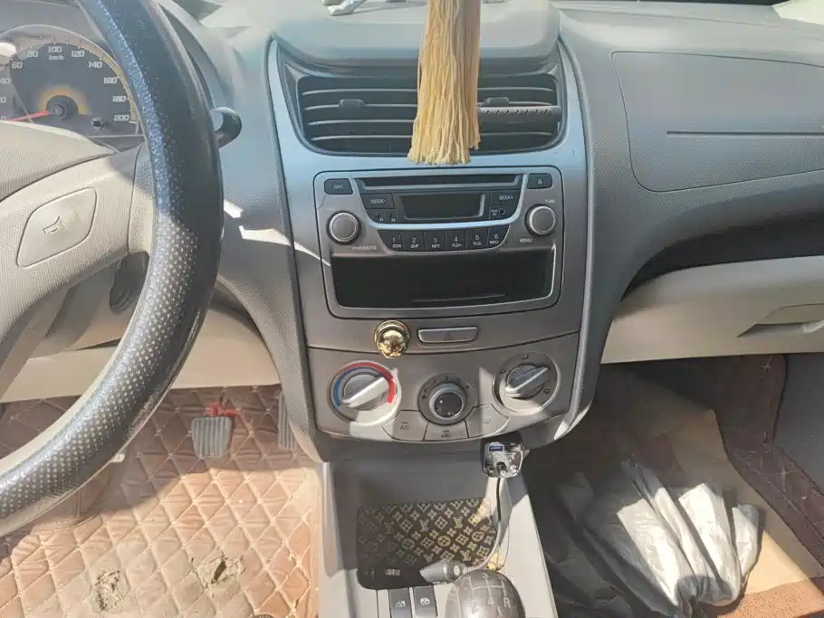 Photo 13 - Chevrolet Sail