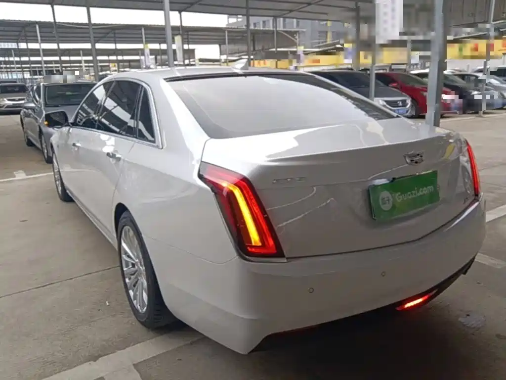Cadillac CT6 2018 2017 28T Fashion