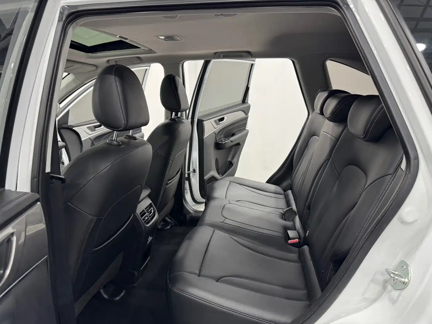 Haval M6 2021 PLUS 1.5T DCT Luxury Smart Connect фото 6
