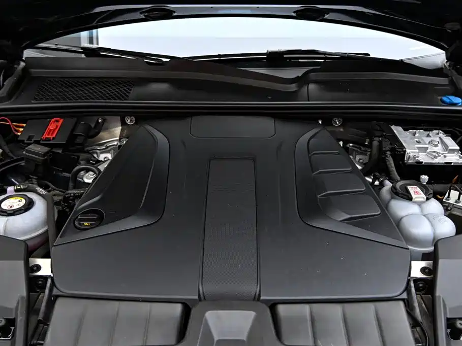 Porsche Cayenne New Energy 2024 Cayenne E-Hybrid 2.0T фото 39