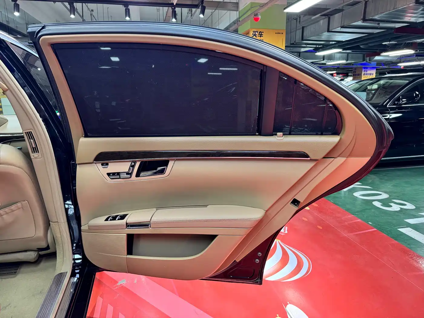 Mercedes-Benz S-Class 2010 S 300 L Luxury фото 36