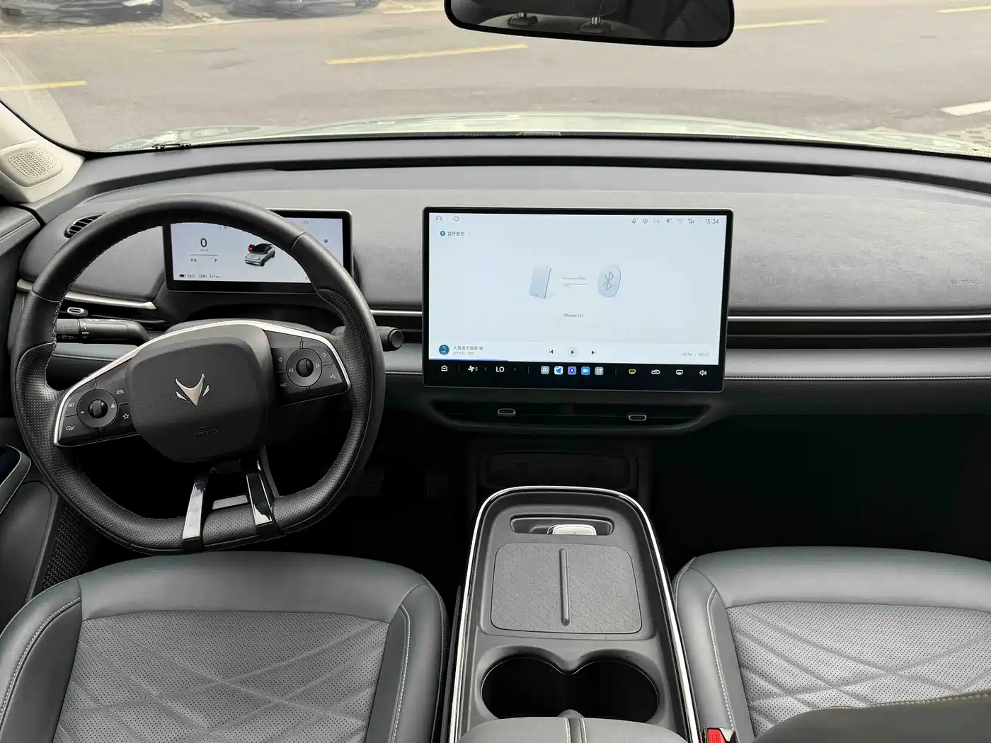 ARCFOX T1 2025 2025 Base Model