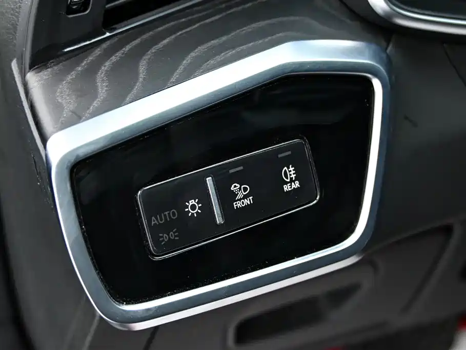 Audi A6L 2024 55 TFSI quattro Exclusive Dynamic фото 25